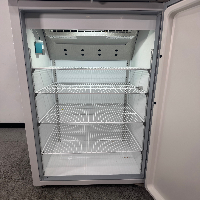 Thermo TSX Series Lab Refrigerator image 3
